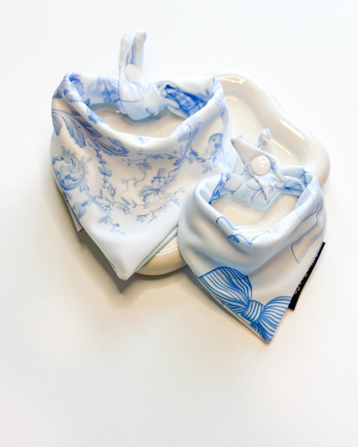 Vintage Breeze Cooling and reversible Dog bandana